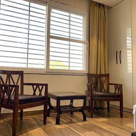 Hotel Alpine Plaza Shāhpur Eksteriør billede